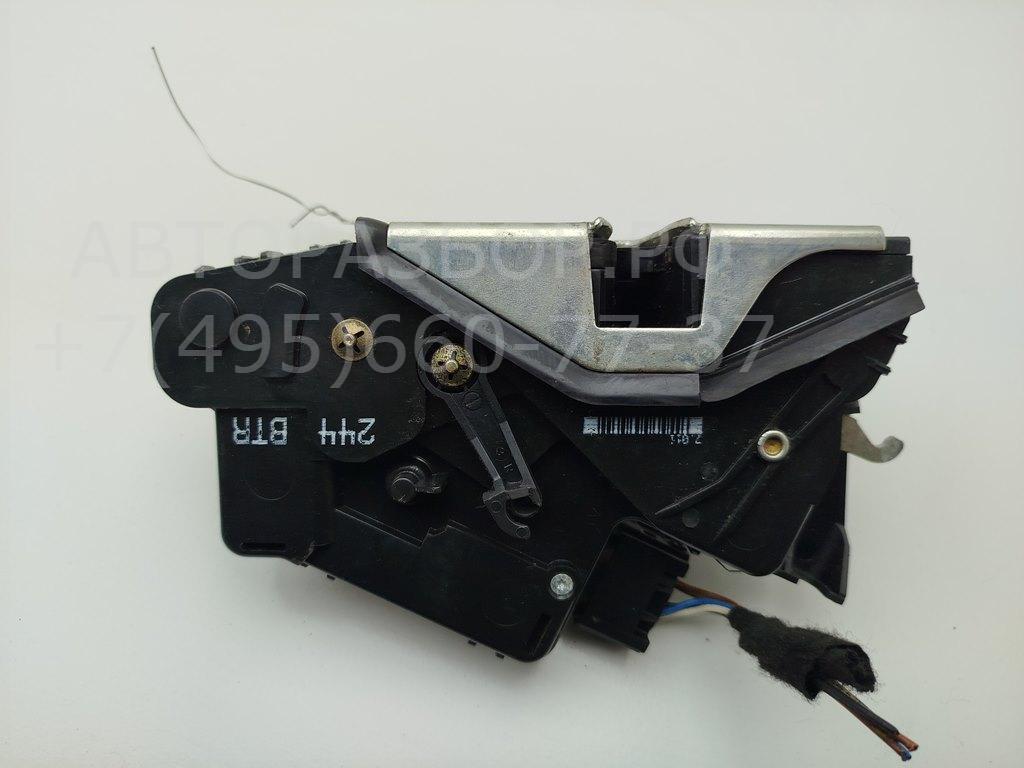 Замок двери передней правой