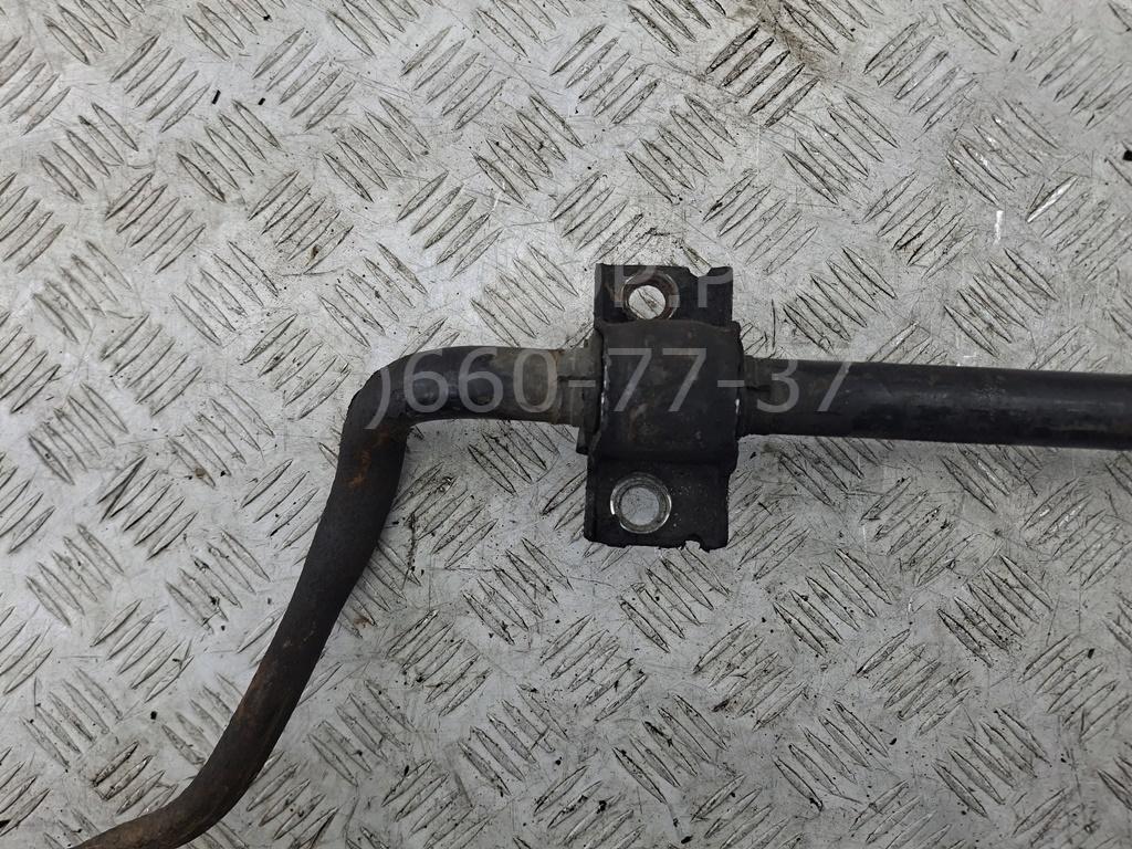 Стабилизатор передний