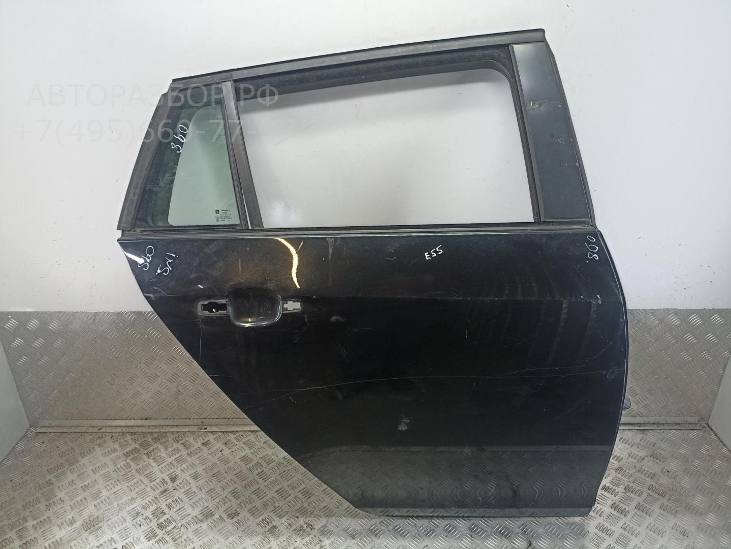Дверь задняя правая