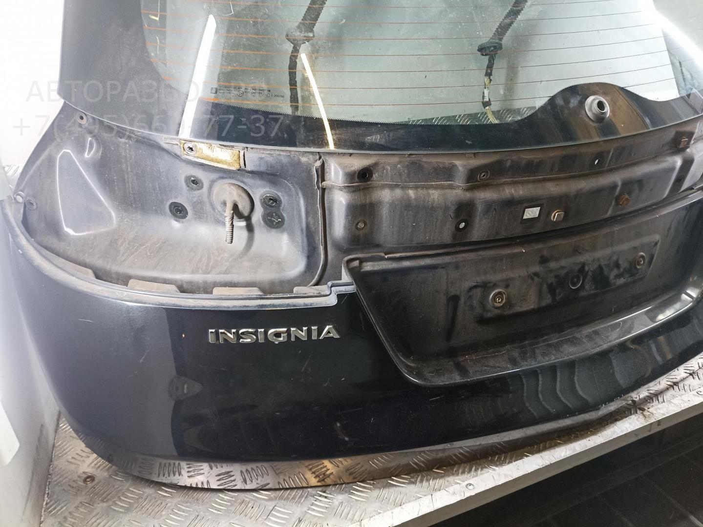 Дверь багажника