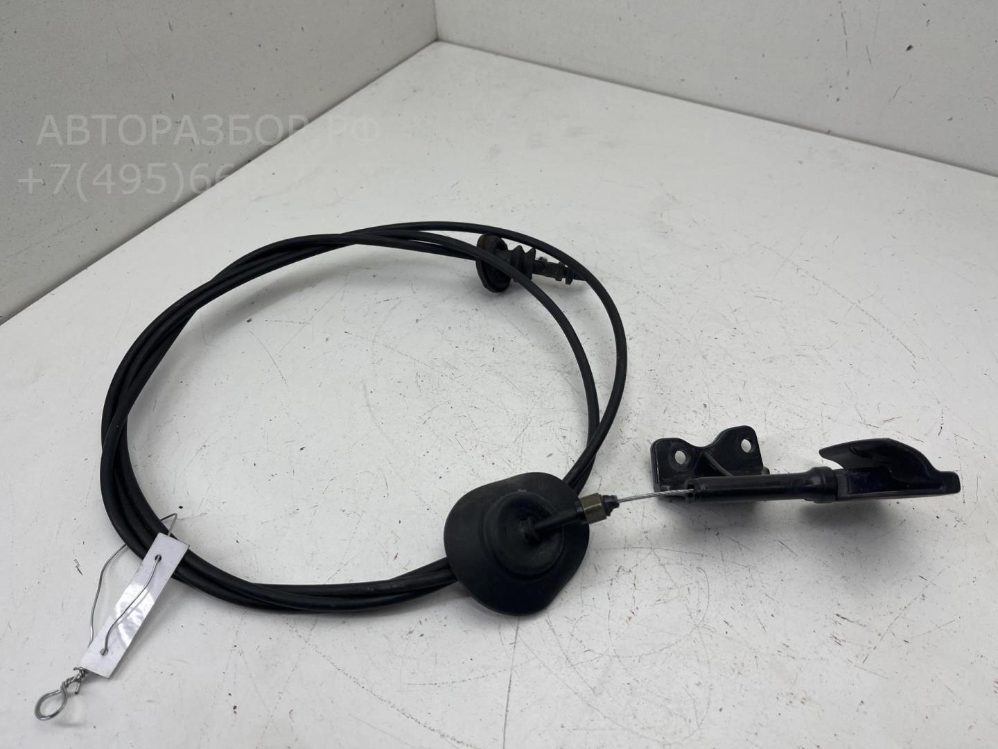 Трос открывания капота