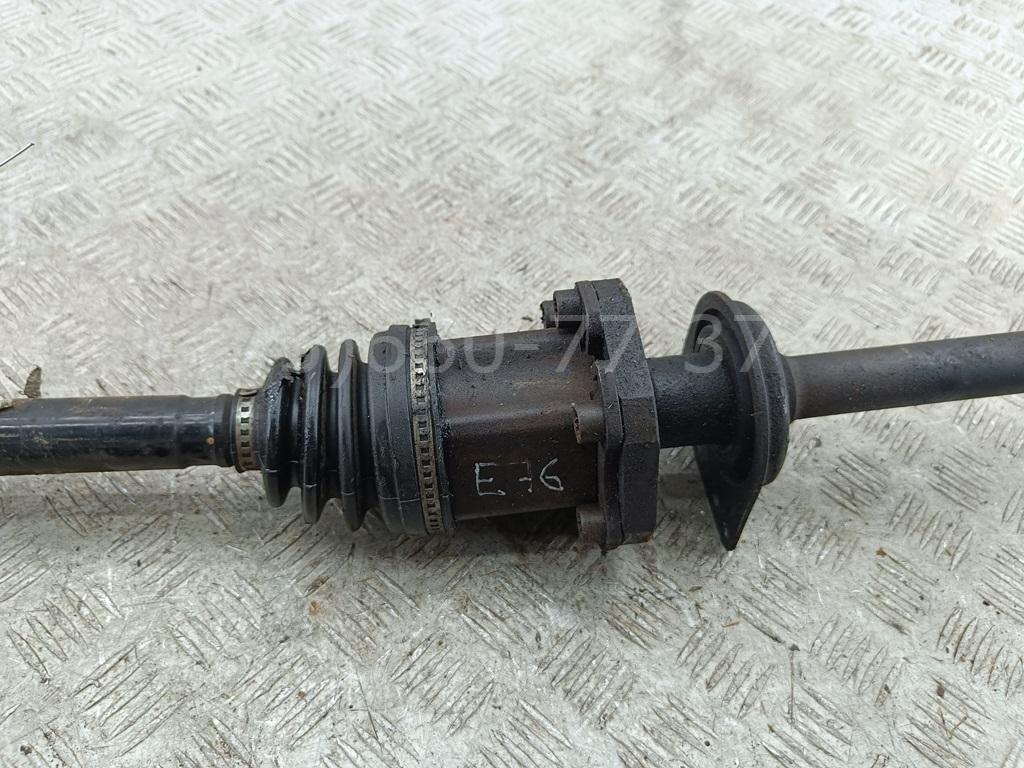 Полуось передняя правая