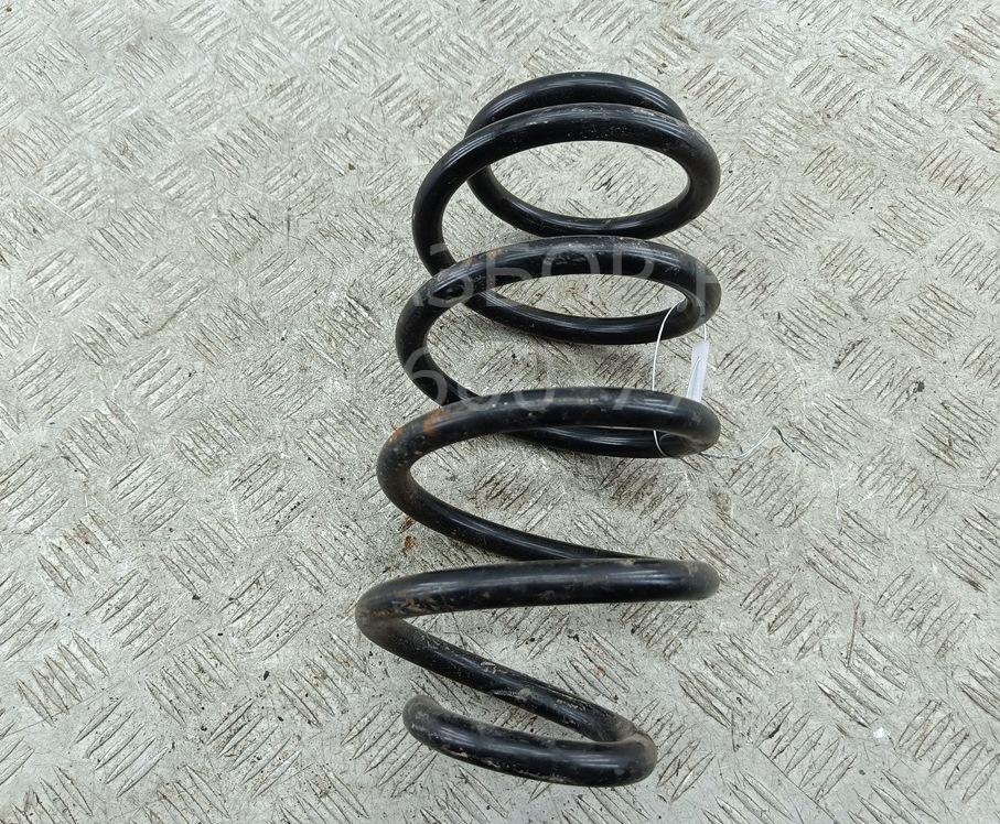 Пружина задняя