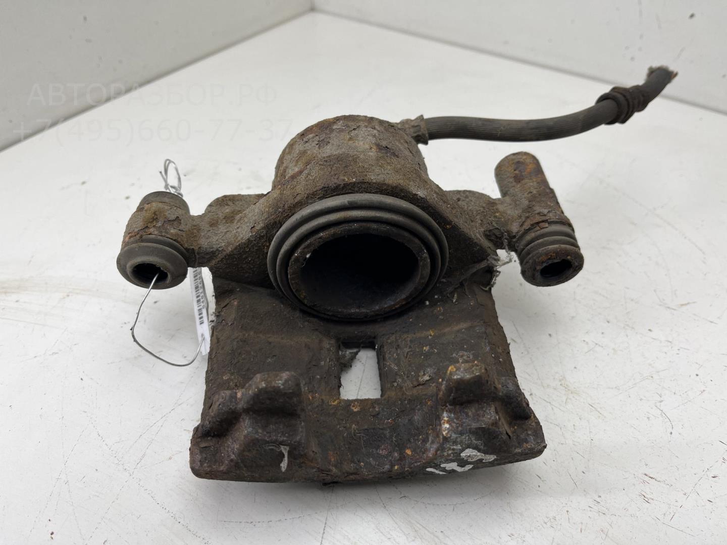 Суппорт передний правый