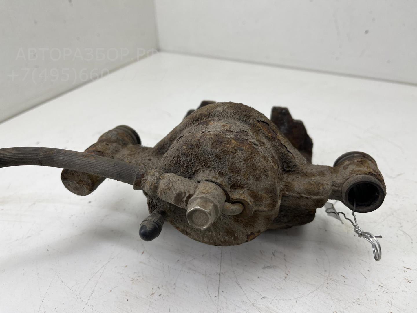 Суппорт передний правый