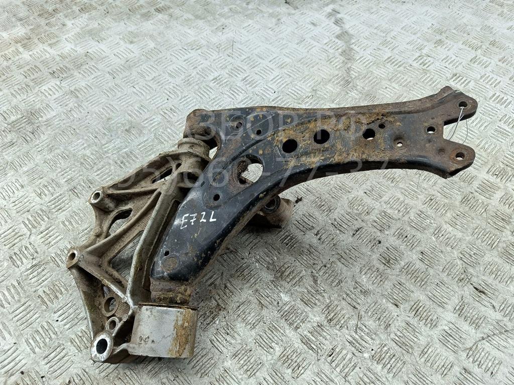 Рычаг передний левый