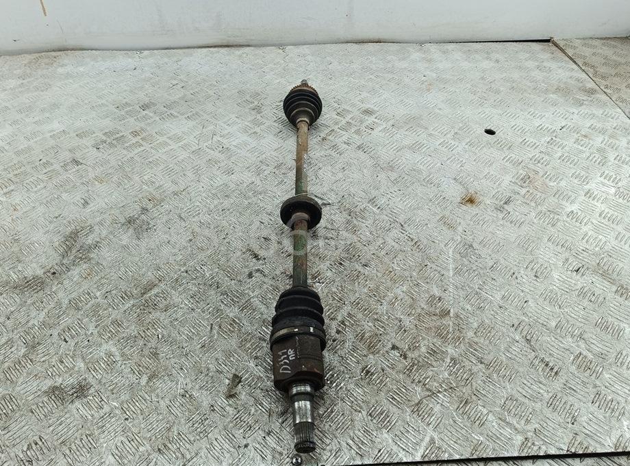 Полуось передняя правая