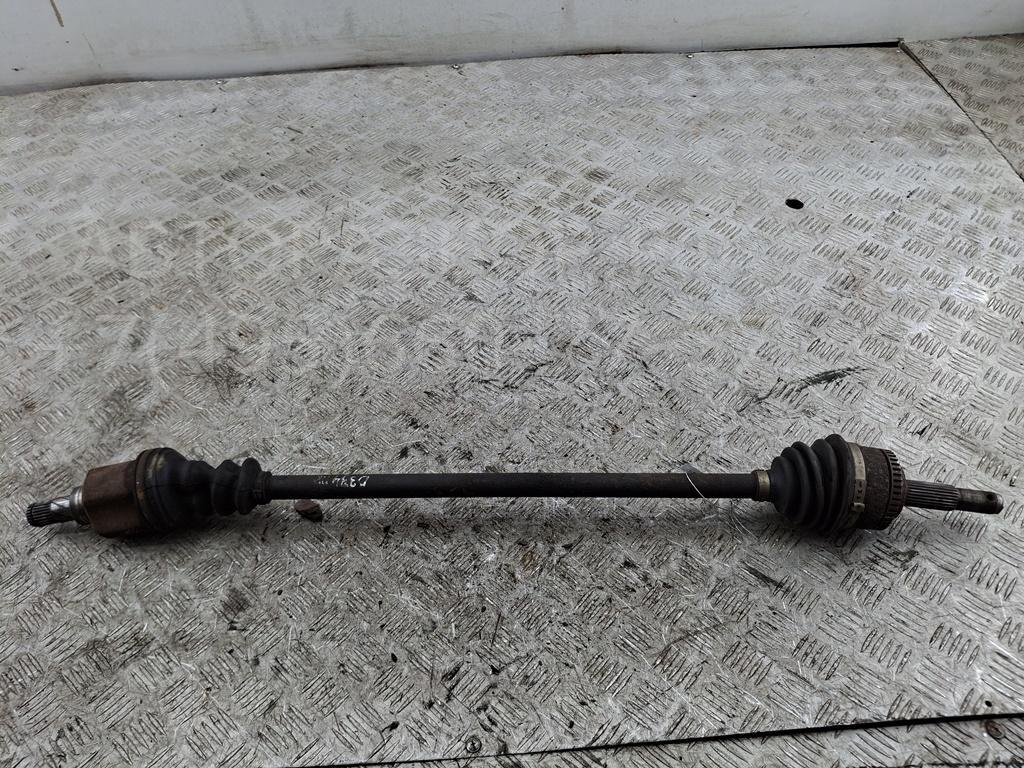 Полуось передняя правая