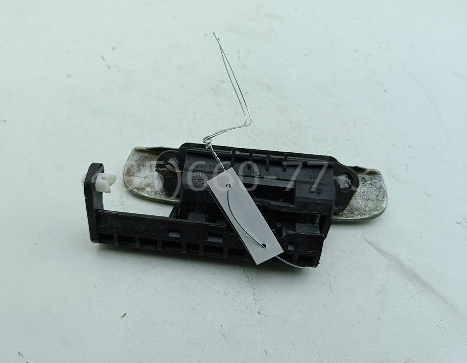 Ручка двери передней наружная правая