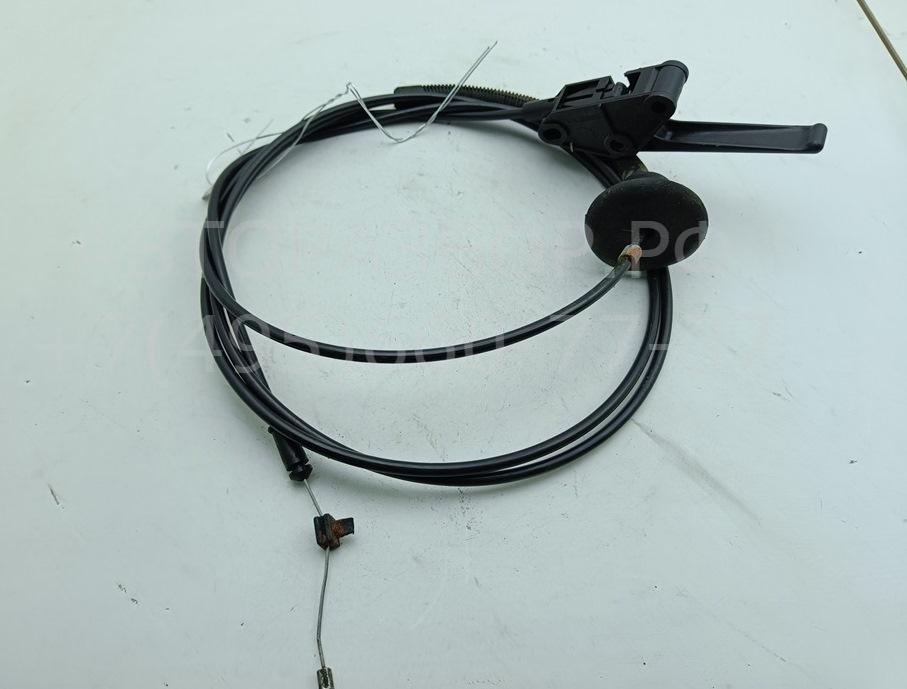 Трос открывания капота