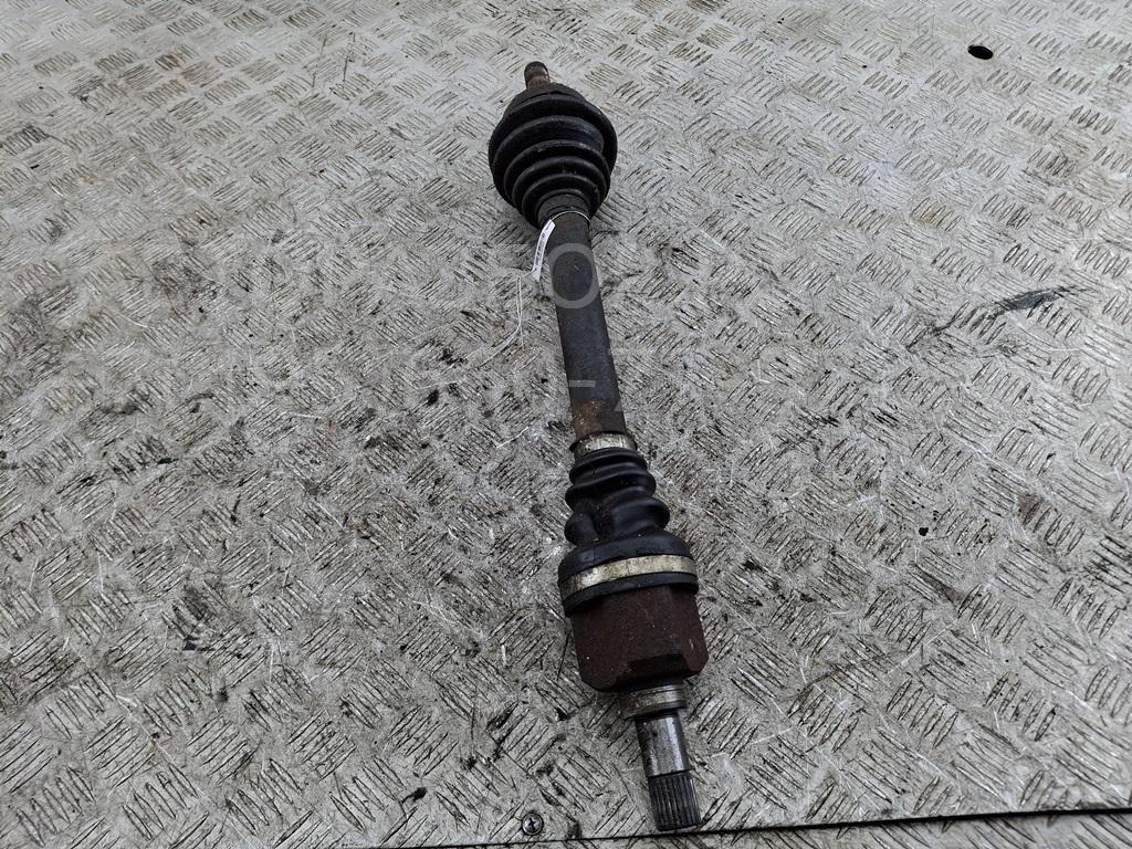 Полуось передняя левая