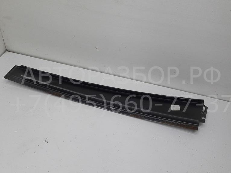 Накладка двери задней левой