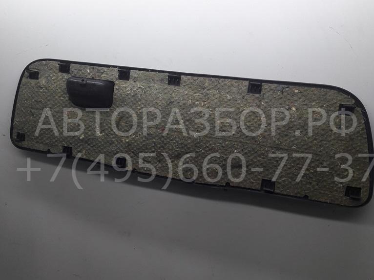 Обшивка крышки багажника