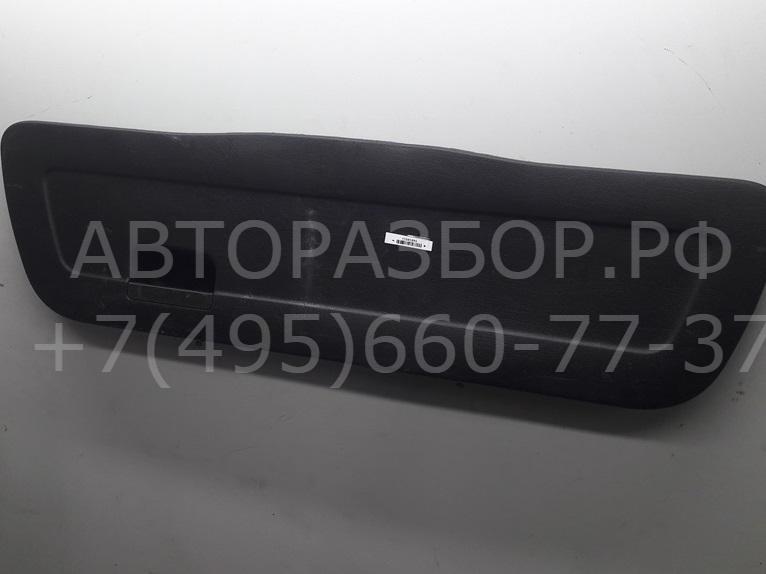 Обшивка крышки багажника