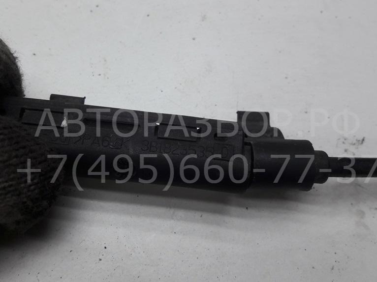 Трос открывания капота