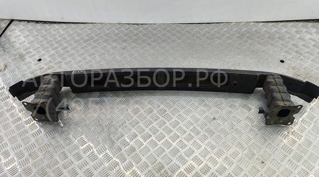 Усилитель переднего бампера