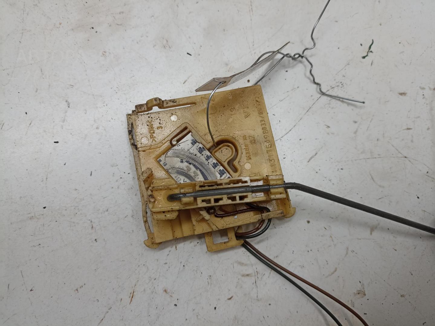 Датчик уровня топлива