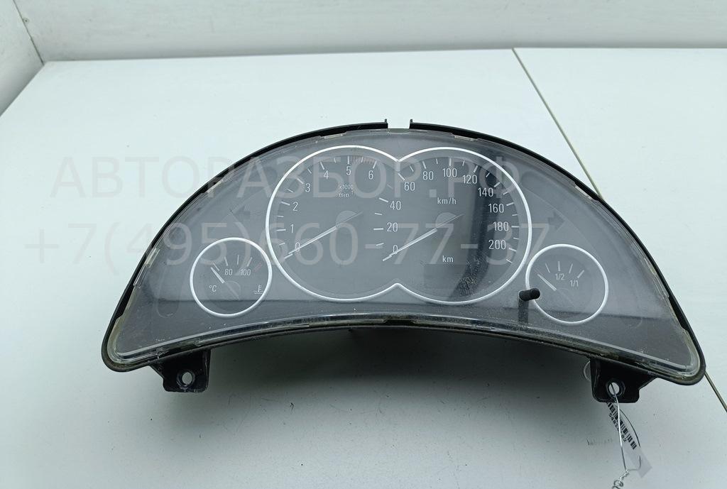 Панель приборов