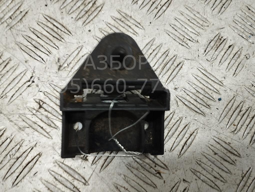 Кронштейн радиатора