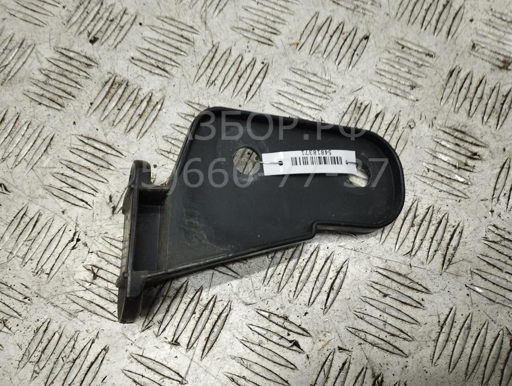 Кронштейн переднего бампера левый