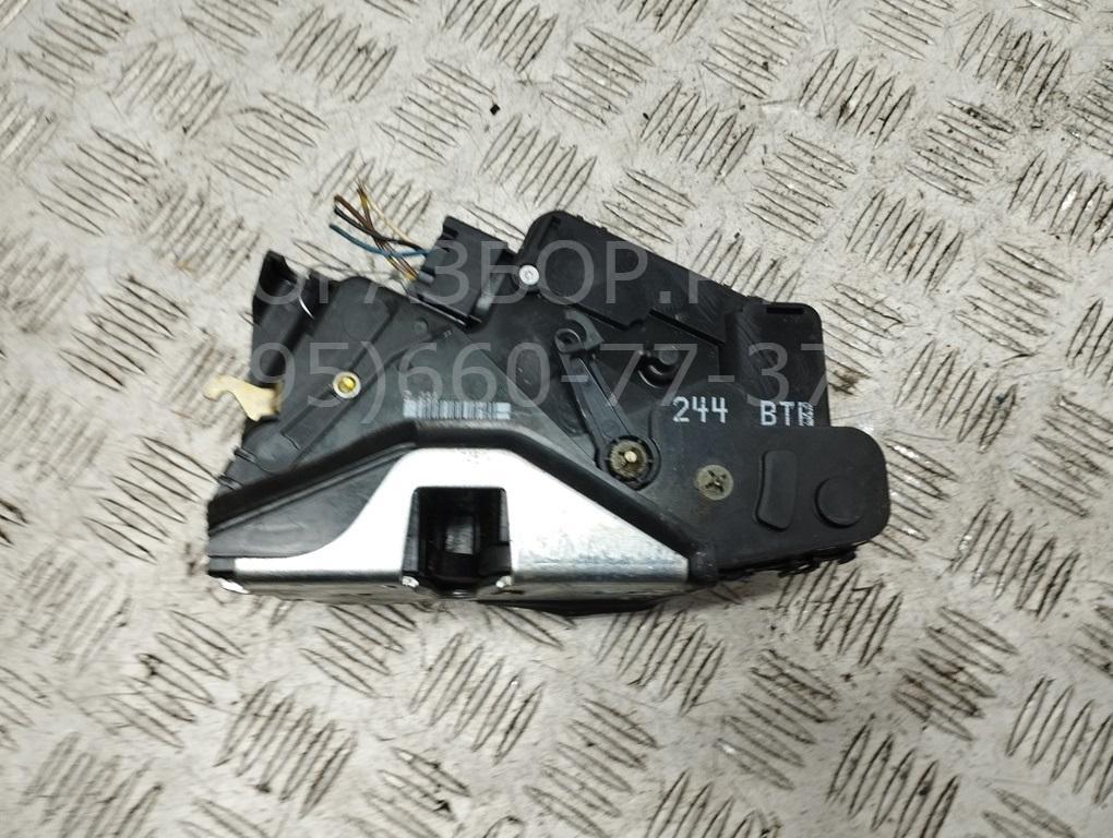 Замок двери передней правой