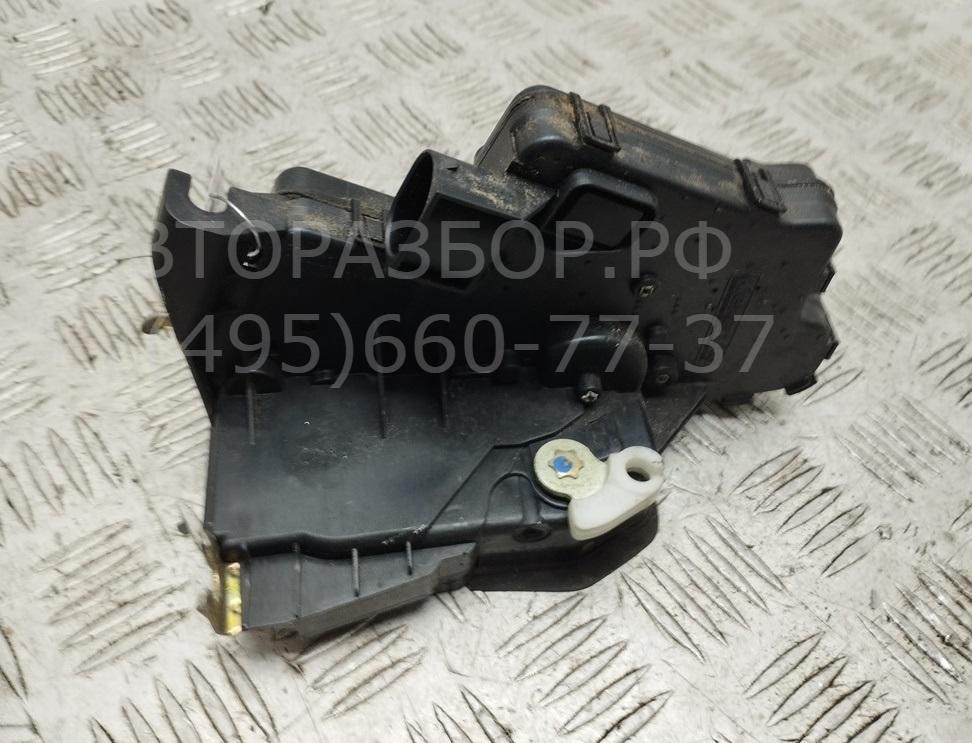 Замок двери задней левой