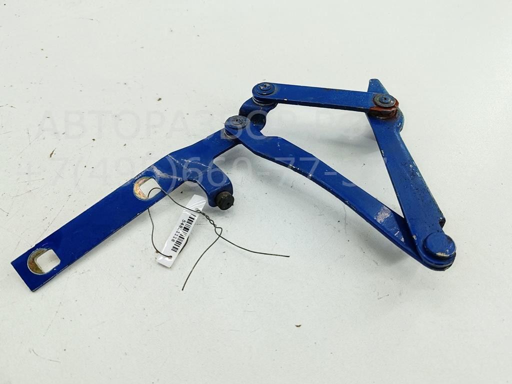 Петля капота левая