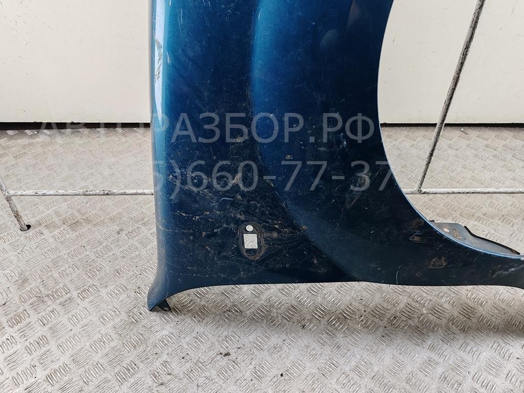 Крыло переднее правое