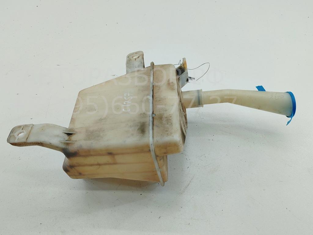 Бачок омывателя лобового стекла