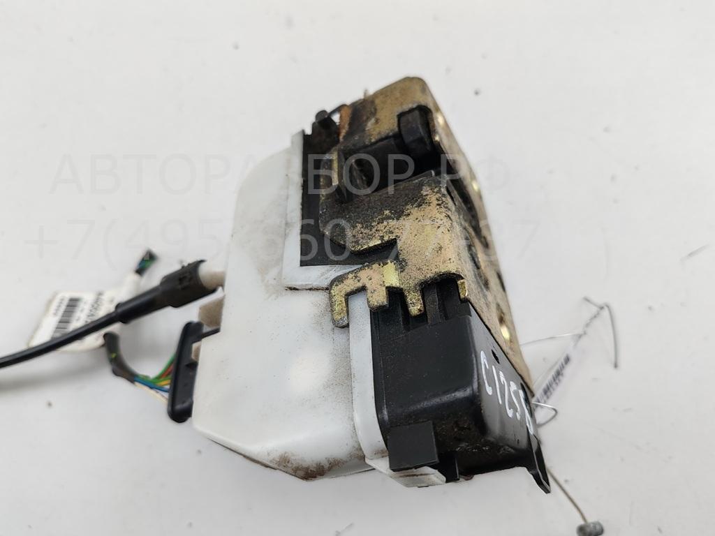 Замок двери задней левой