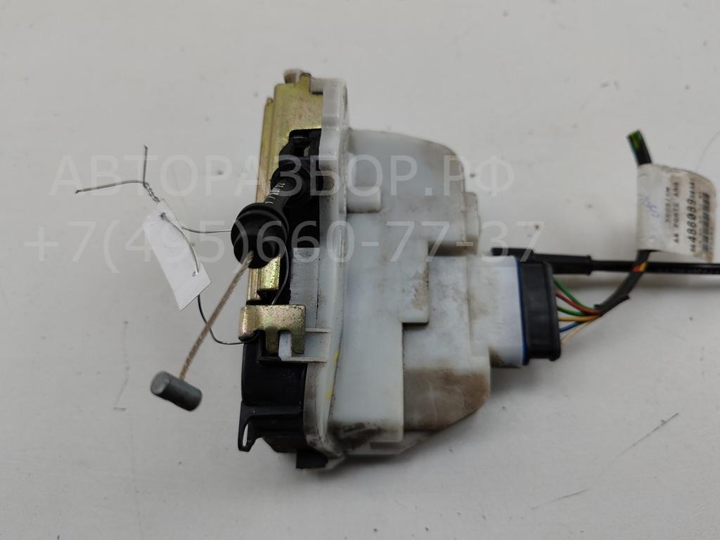 Замок двери задней левой