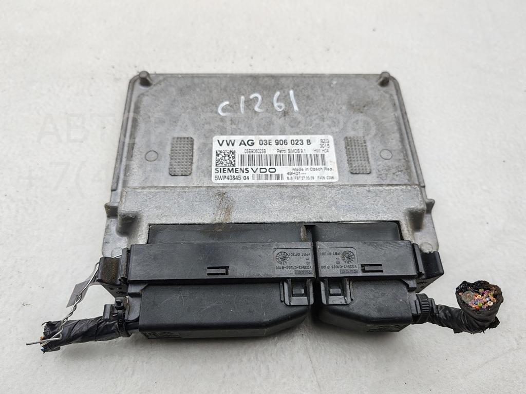 Блок управления двигателем