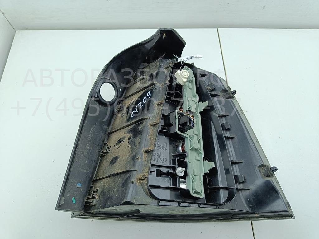 Фонарь задний левый