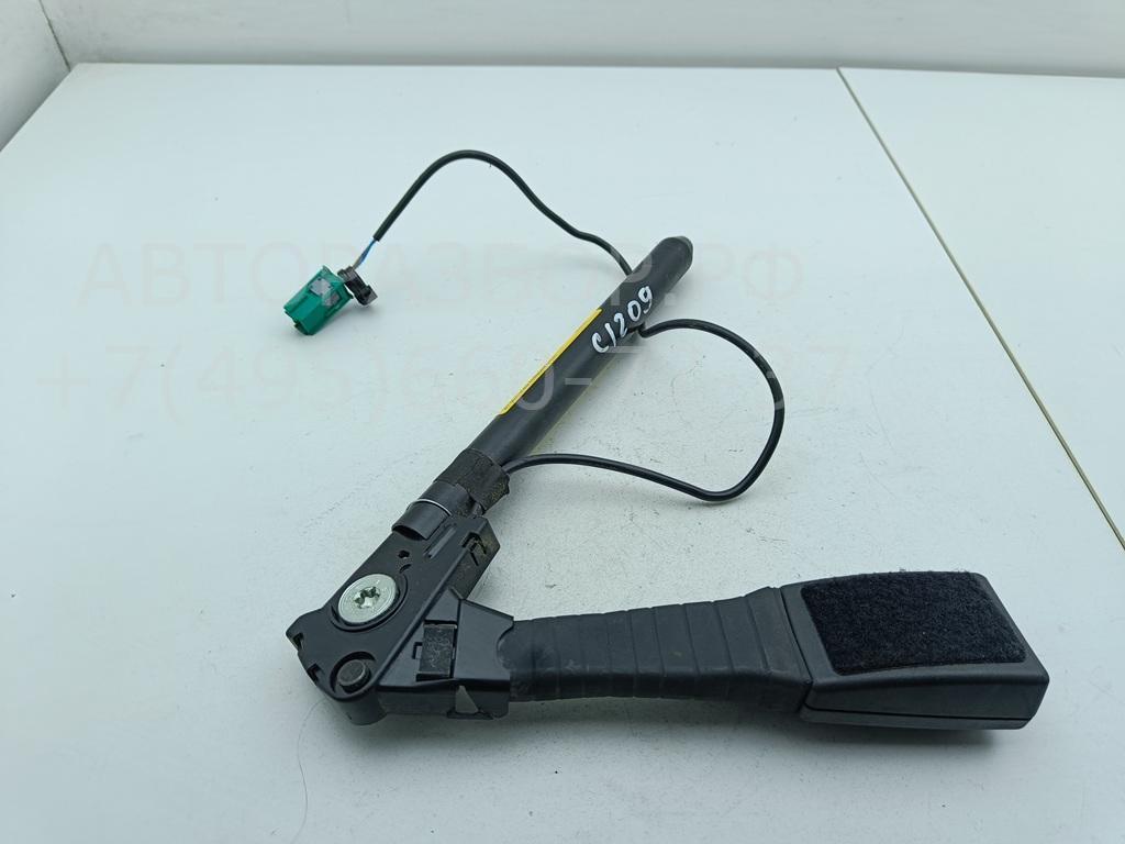 Ответная часть ремня безопасности