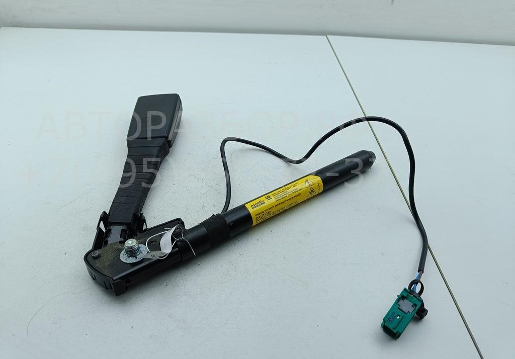 Ответная часть ремня безопасности