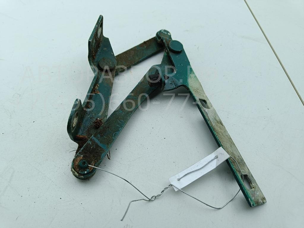 Петля капота левая