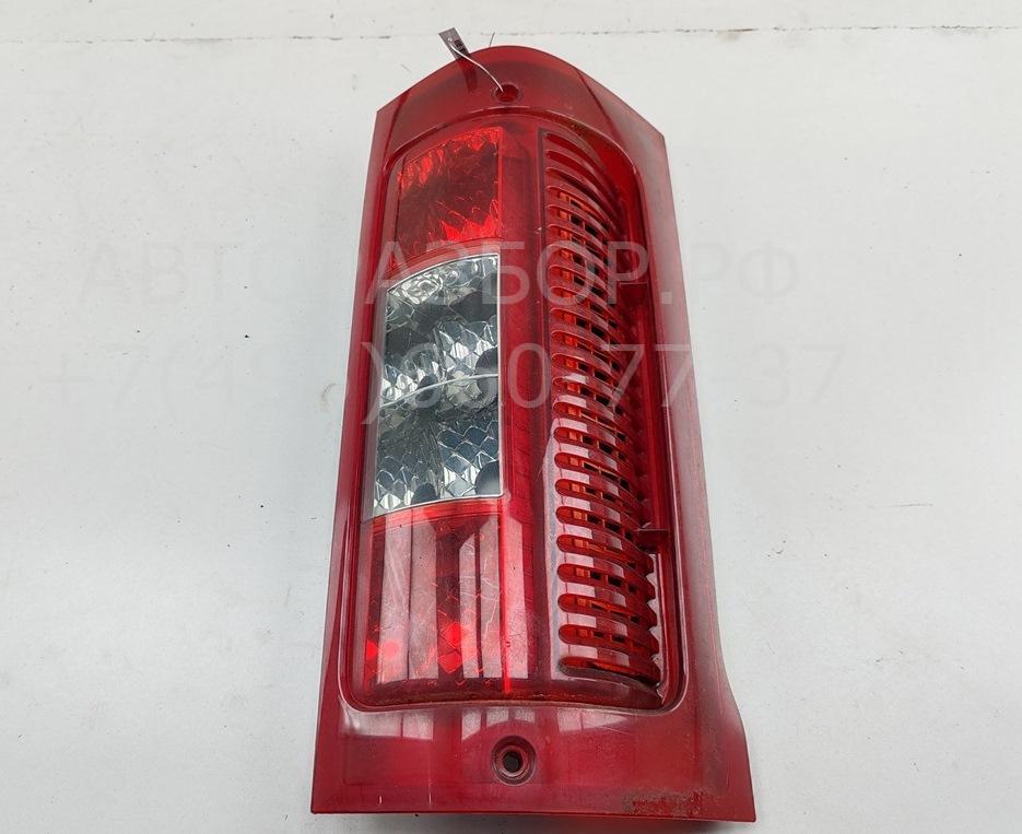 Фонарь задний правый