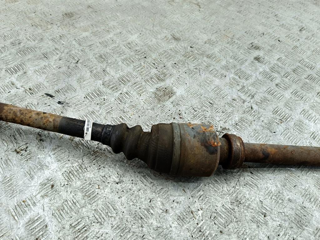 Полуось передняя правая