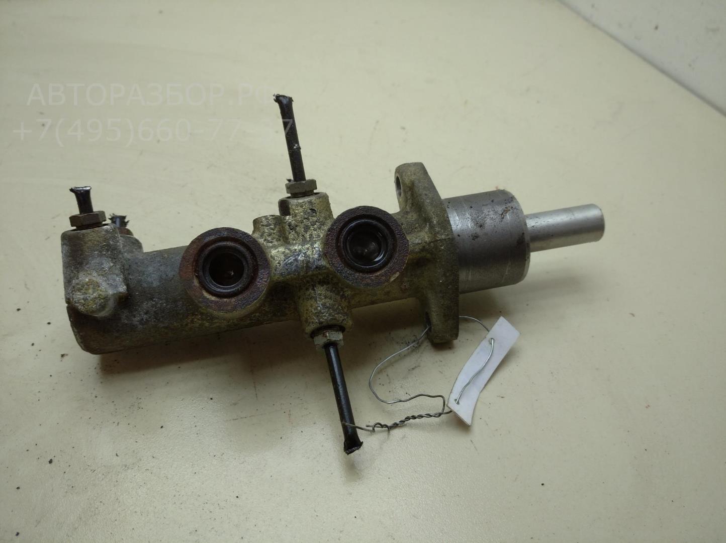 Цилиндр тормозной главный