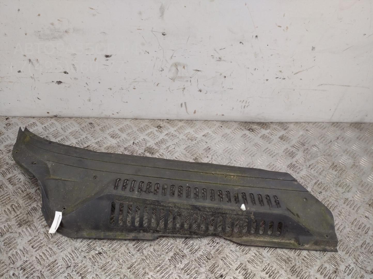 Решетка стеклоочистителей (Жабо)