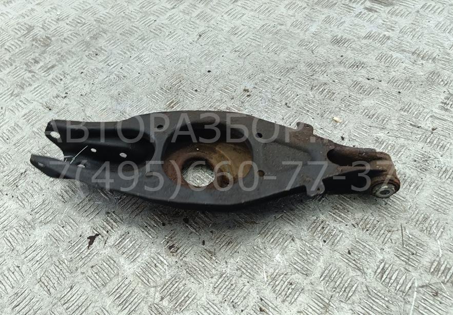 Рычаг задний правый