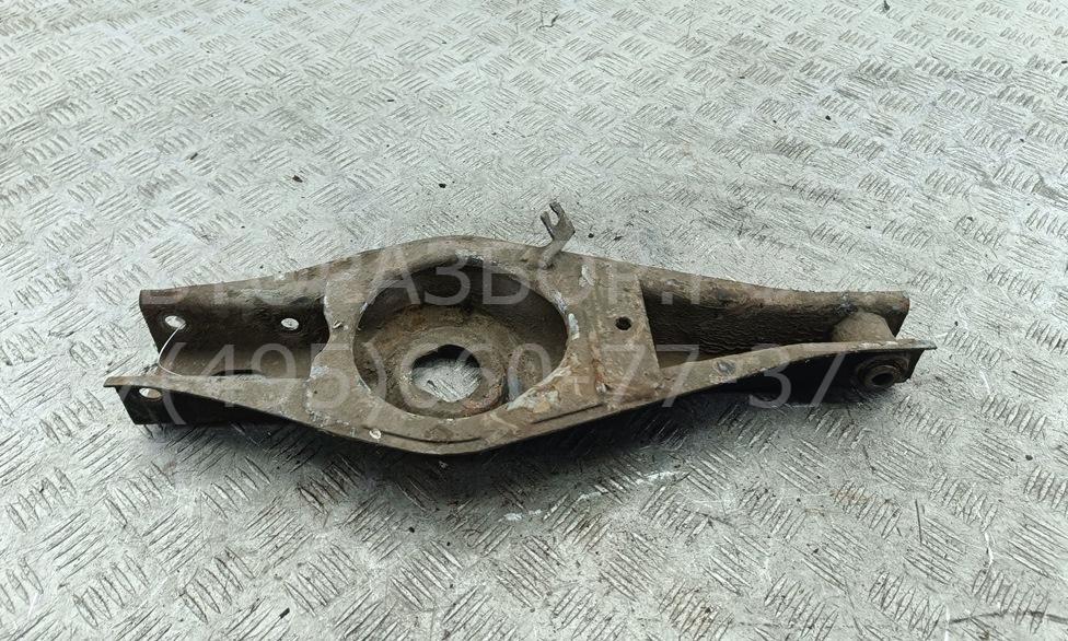 Рычаг задний правый