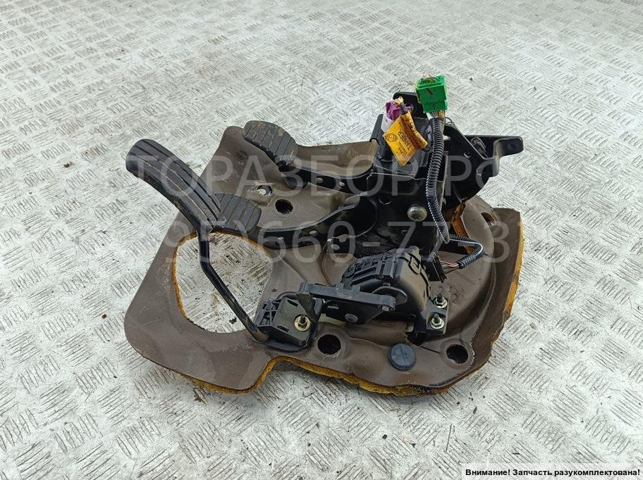 Блок педалей