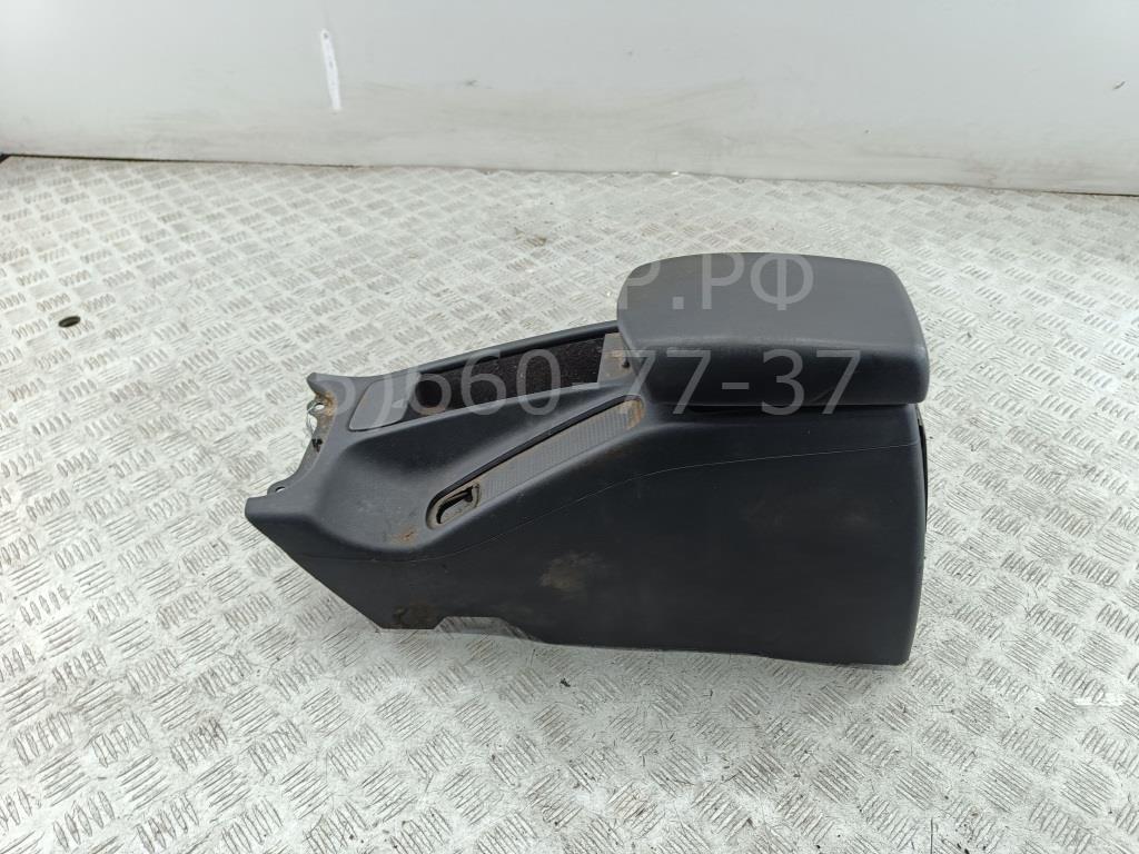 Подлокотник