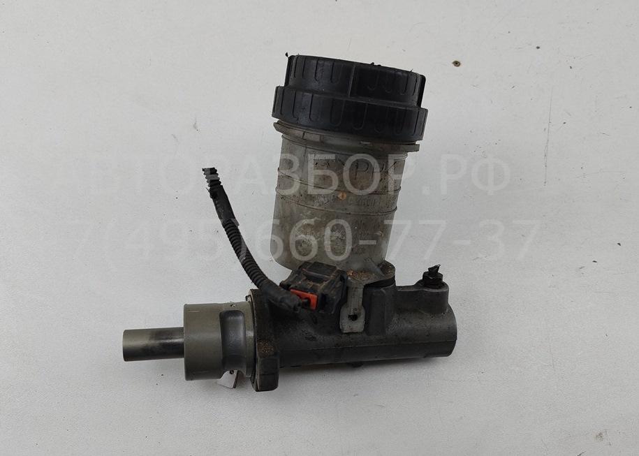 Цилиндр тормозной главный