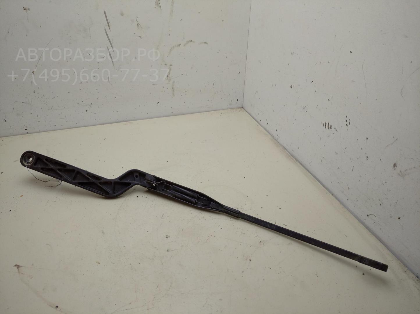 Поводок стеклоочистителя передний правый
