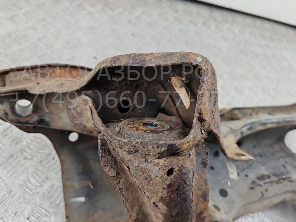 Балка подмоторная