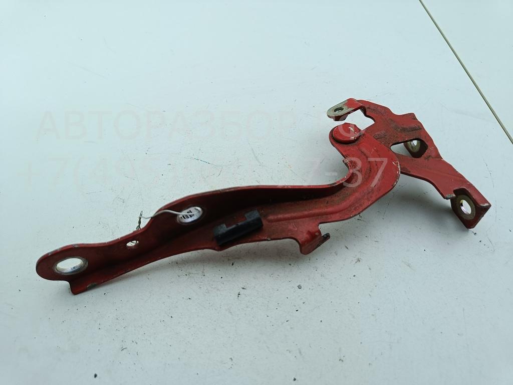 Петля капота правая