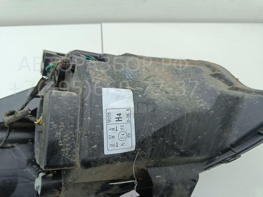 Фара правая