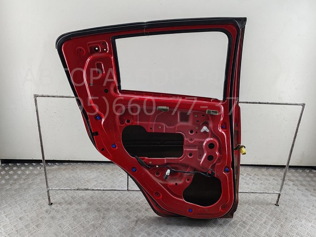 Дверь задняя левая